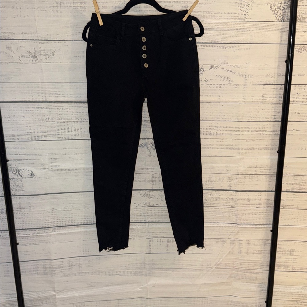 NWOT High-Rise Black Button-Fly Women’s Jeans